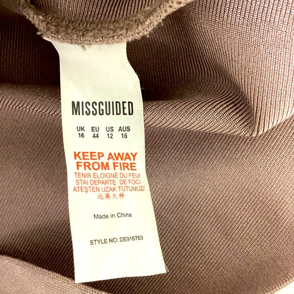 NWT MISSGUIDED Bandage Bodycon Panelled Front Plunge MIDI Dress Mauve Size 12 - Picture 4 of 11